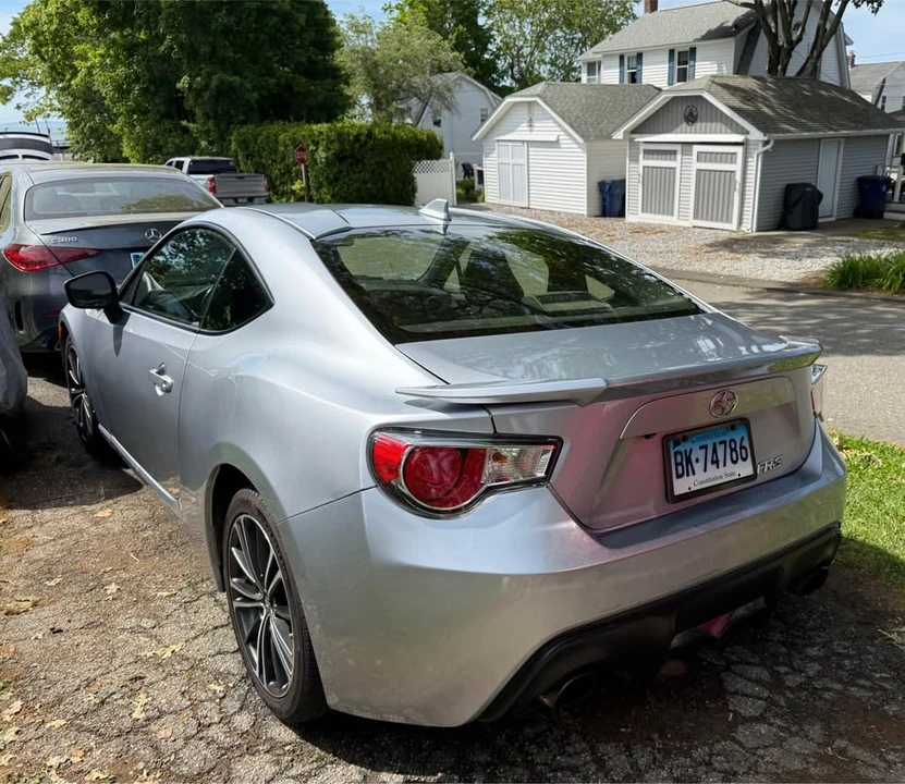 2015 Scion FR-S - Image 2 of 9