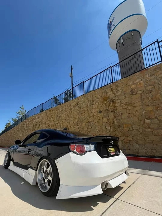 2015 Scion FR-S - Image 4 of 6