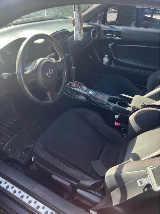2015 Scion FR-S - Image 5 of 8