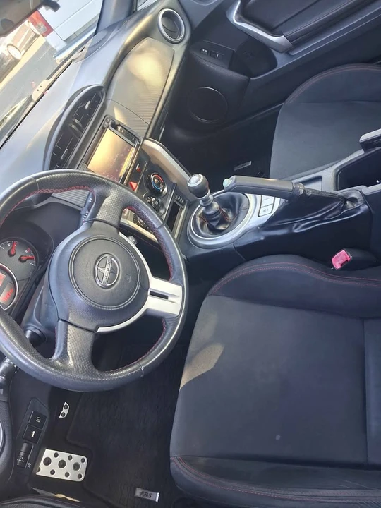 2015 Scion FR-S - Image 8 of 11