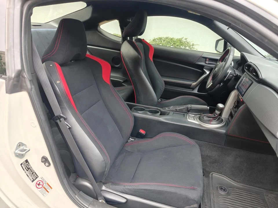 2015 Scion FR-S - Image 16 of 20