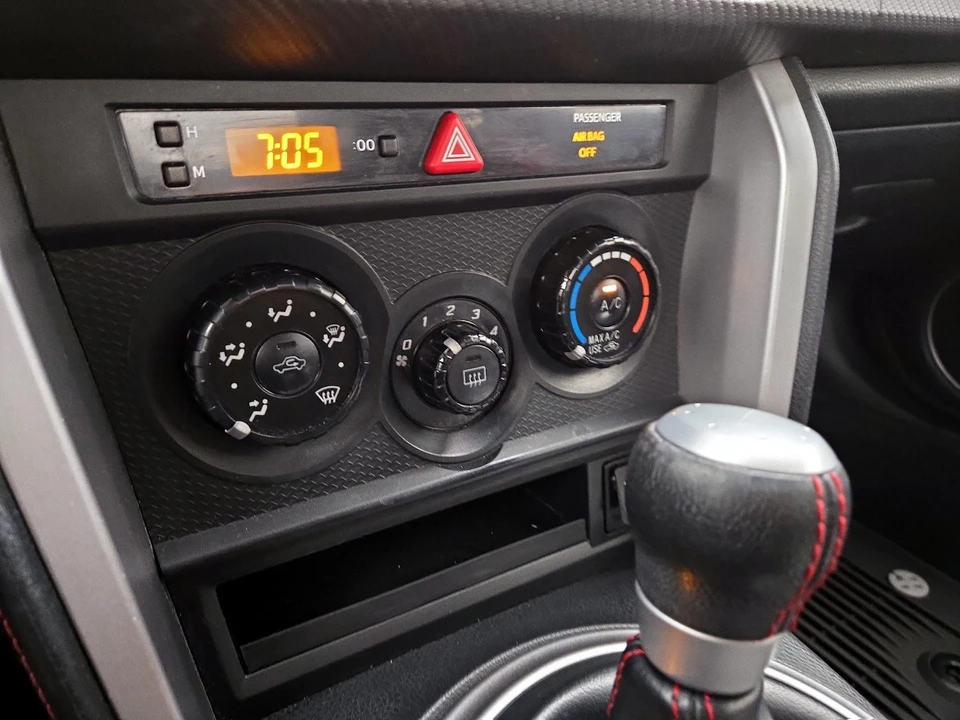 2015 Scion FR-S - Image 16 of 25