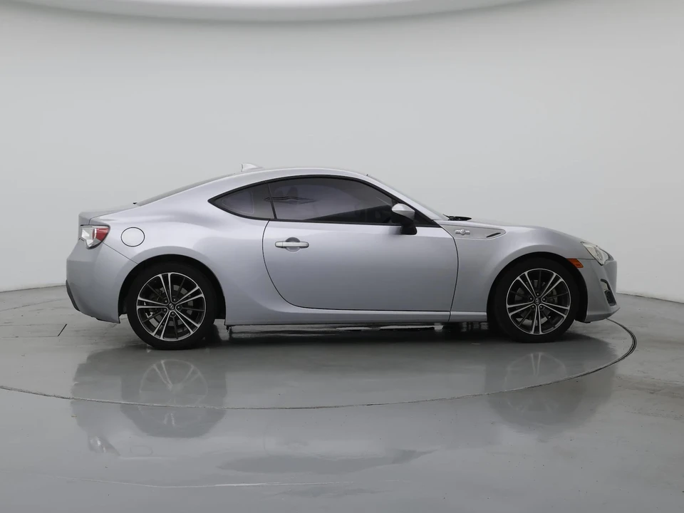 2015 Scion FR-S - Image 8 of 24
