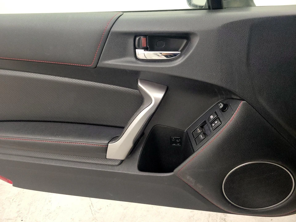 2015 Scion FR-S - Image 13 of 23