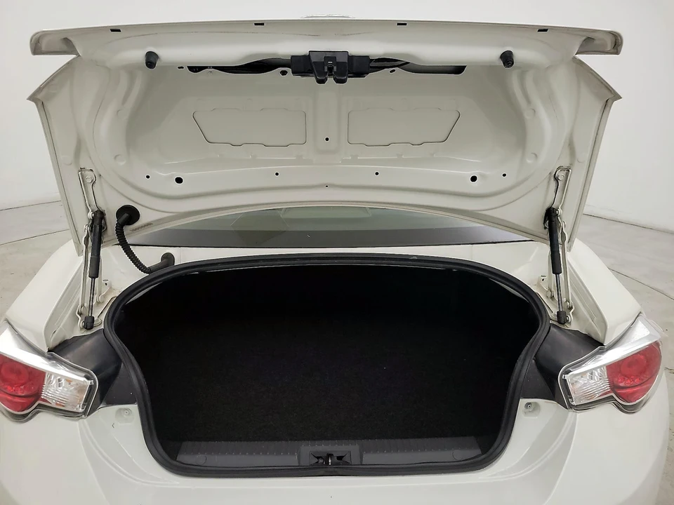 2015 Scion FR-S - Image 20 of 23