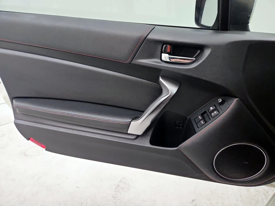 2015 Scion FR-S - Image 13 of 22
