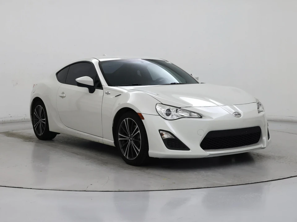 2015 Scion FR-S - Image 2 of 22