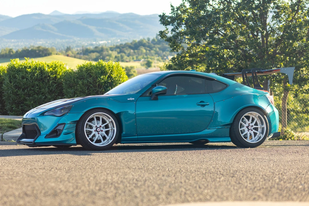 2015 Scion FR-S - Image 8 of 31