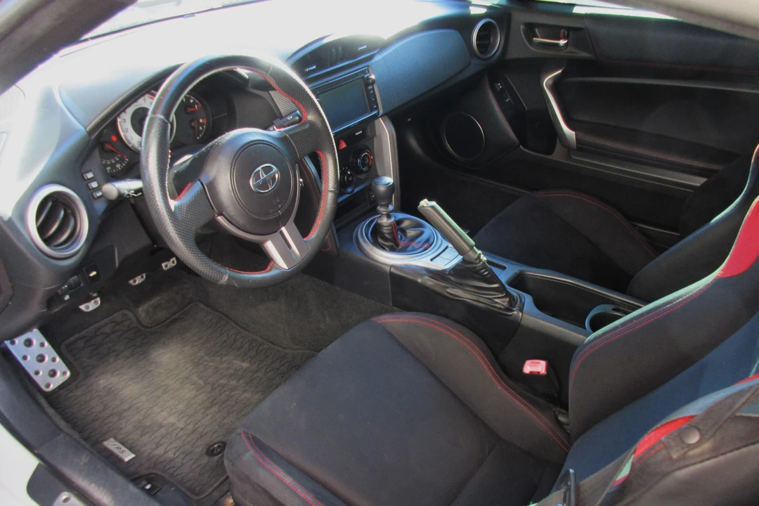 2015 Scion FR-S - Image 19 of 20