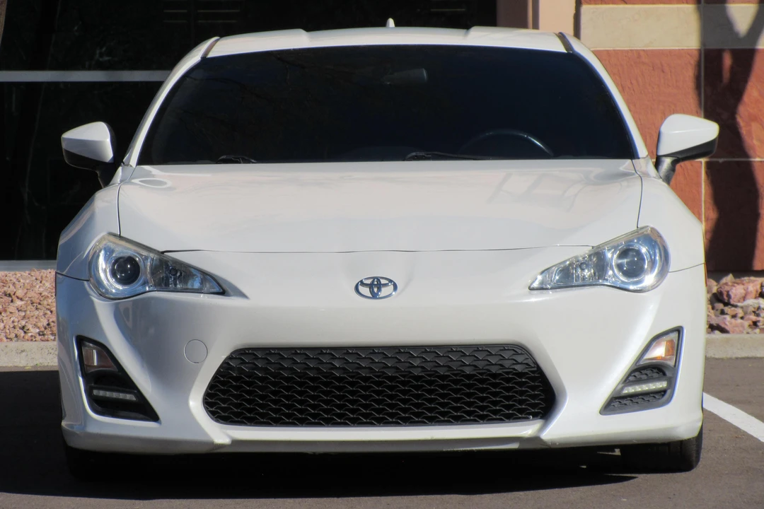 2015 Scion FR-S - Image 2 of 20