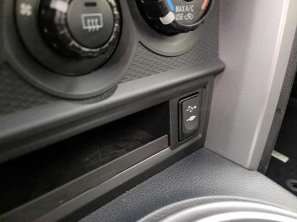 2015 Scion FR-S - Image 18 of 24