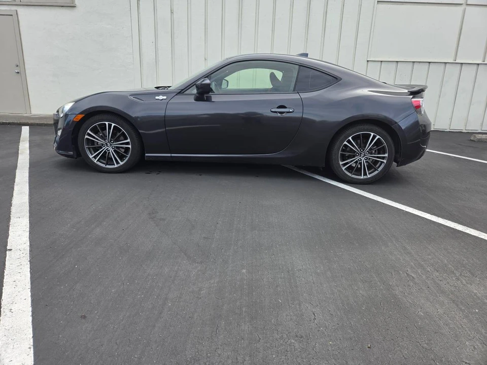 2015 Scion FR-S - Image 3 of 13