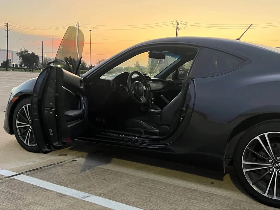 2015 Scion FR-S - Image 8 of 16