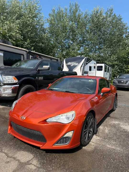 2015 Scion FR-S - Image 10 of 19