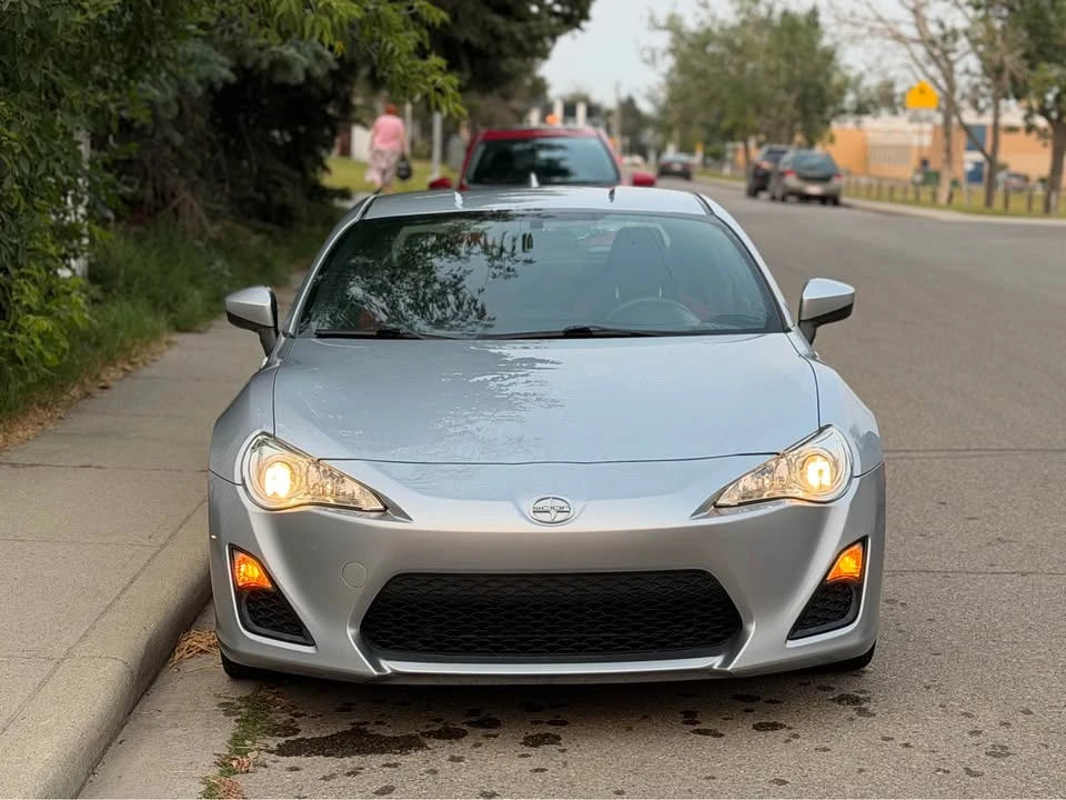 2015 Scion FR-S - Image 2 of 10