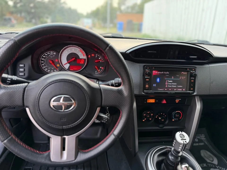 2015 Scion FR-S - Image 8 of 10