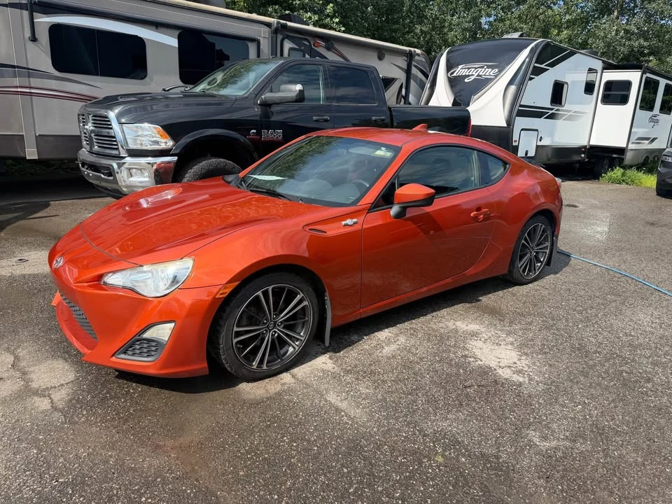 2015 Scion FR-S - Image 9 of 19