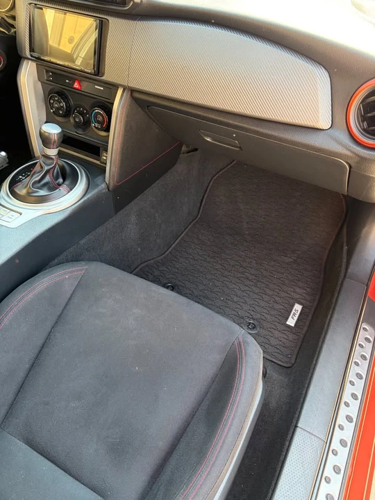 2015 Scion FR-S - Image 7 of 10