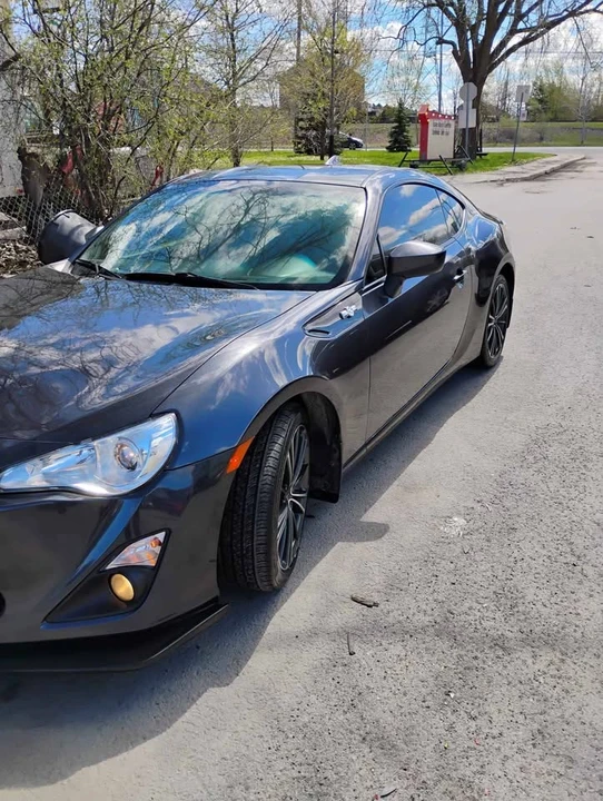 2015 Scion FR-S - Image 4 of 8