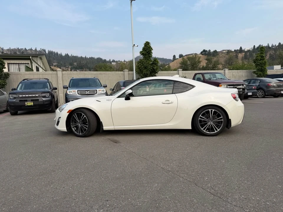 2015 Scion FR-S - Image 8 of 13