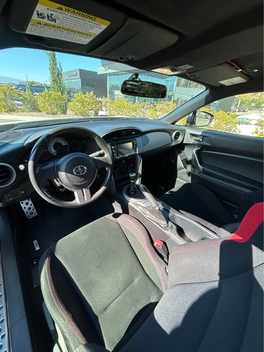 2015 Scion FR-S - Image 2 of 3