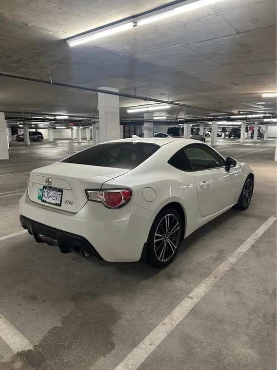 2015 Scion FR-S - Image 6 of 16