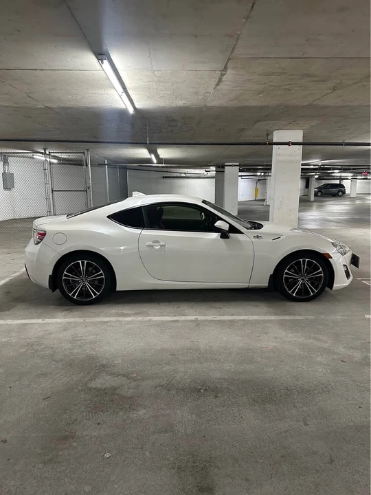 2015 Scion FR-S - Image 7 of 16