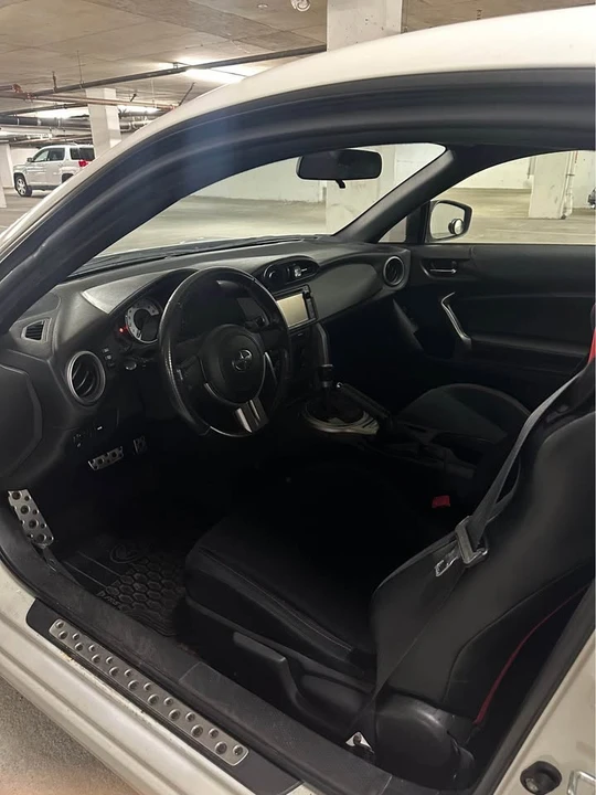 2015 Scion FR-S - Image 10 of 16