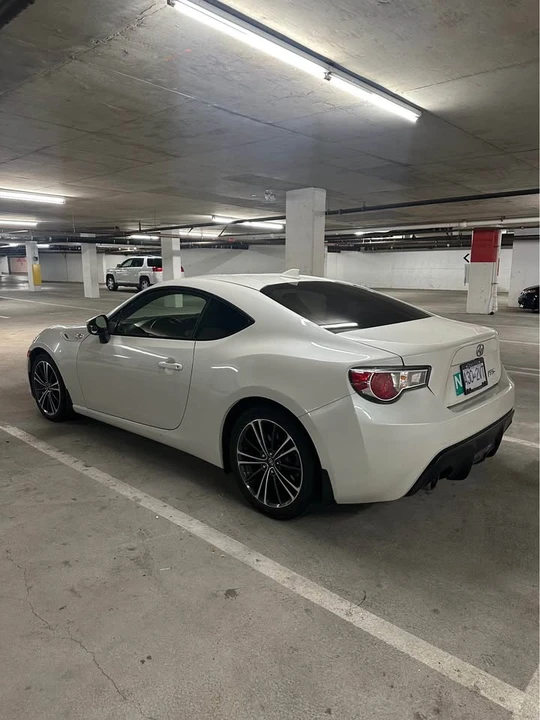 2015 Scion FR-S - Image 4 of 16