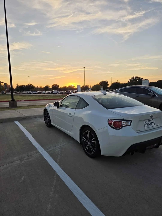 2015 Scion FR-S - Image 2 of 6