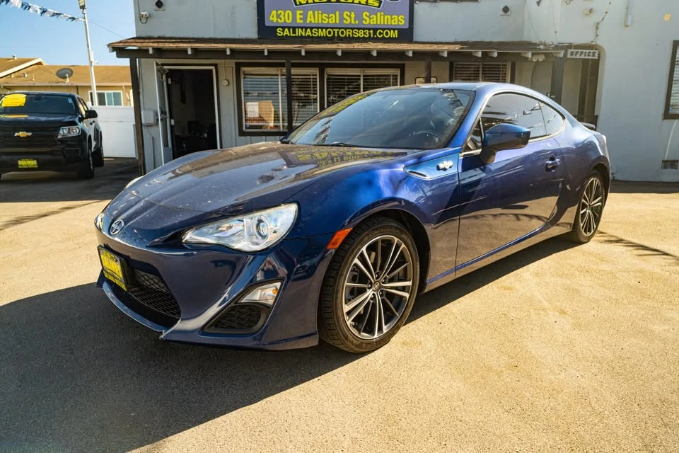 2015 Scion FR-S - Image 2 of 18