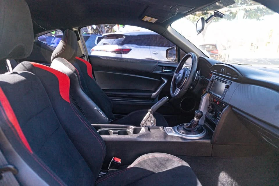 2015 Scion FR-S - Image 14 of 18