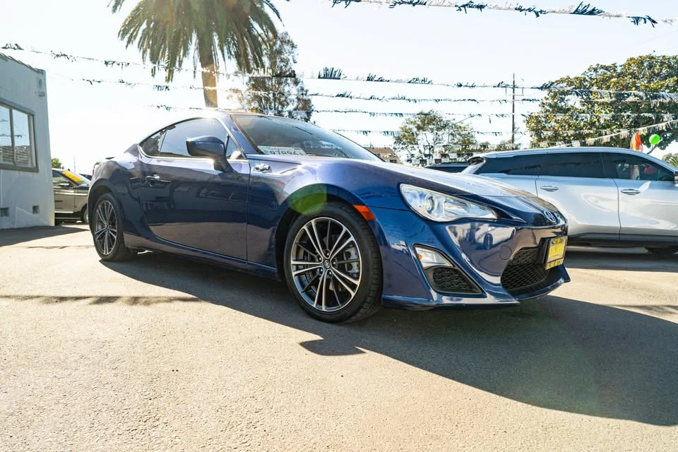 2015 Scion FR-S - Image 5 of 18