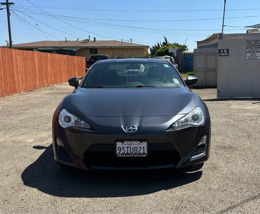 2015 Scion FR-S - Image 2 of 6