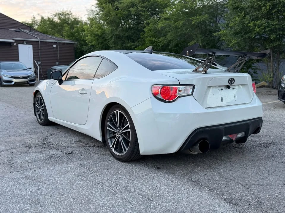 2015 Scion FR-S - Image 8 of 10