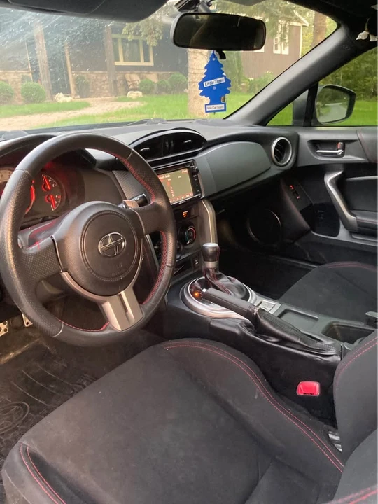 2015 Scion FR-S - Image 2 of 8