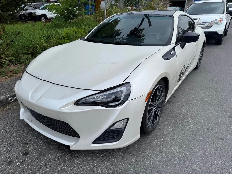 2015 Scion FR-S - Image 2 of 9