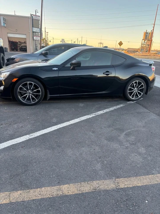2015 Scion FR-S - Image 5 of 5