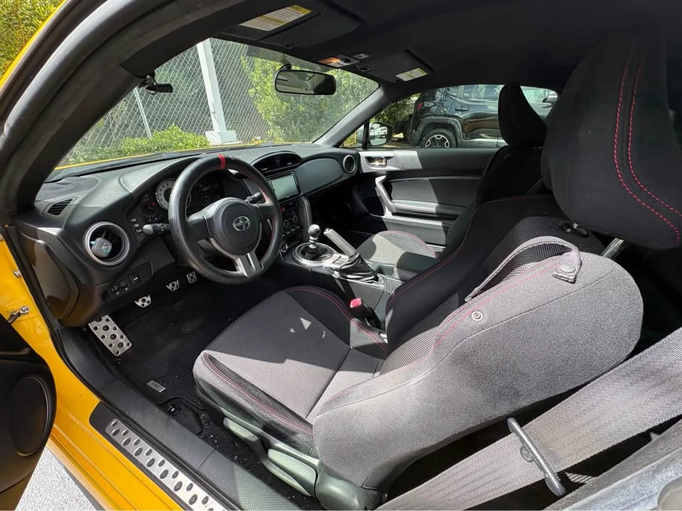 2015 Scion FR-S - Image 3 of 3