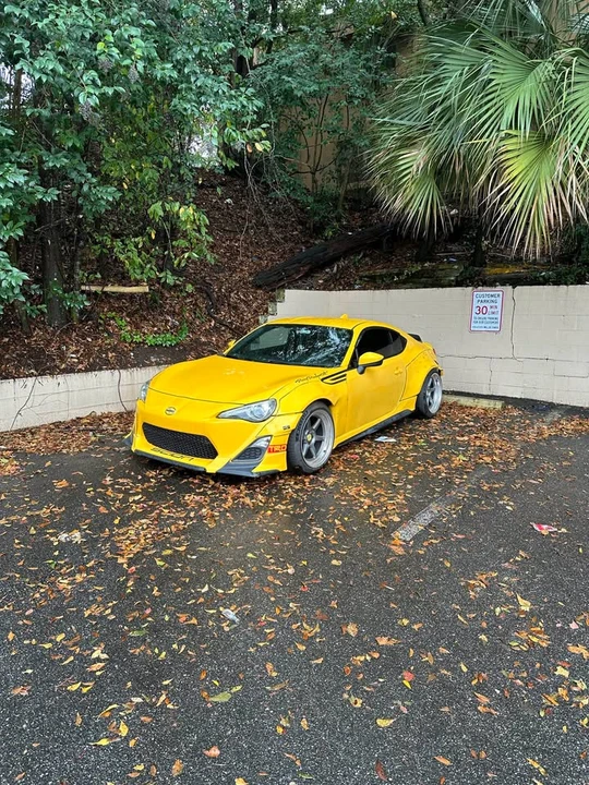 2015 Scion FR-S - Image 4 of 8
