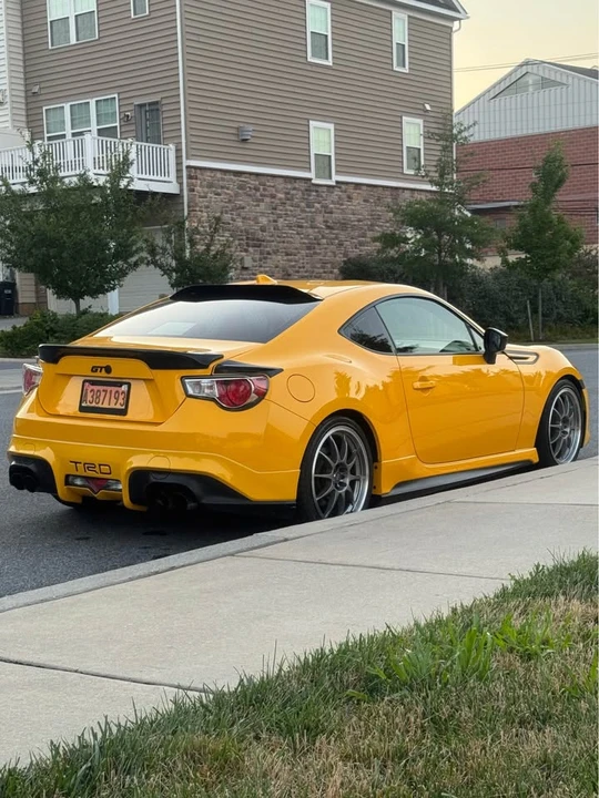 2015 Scion FR-S - Image 10 of 18
