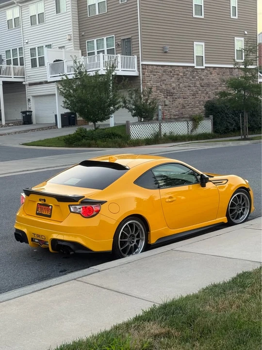 2015 Scion FR-S - Image 6 of 18