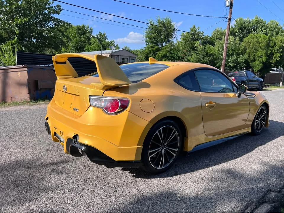 2015 Scion FR-S - Image 5 of 13
