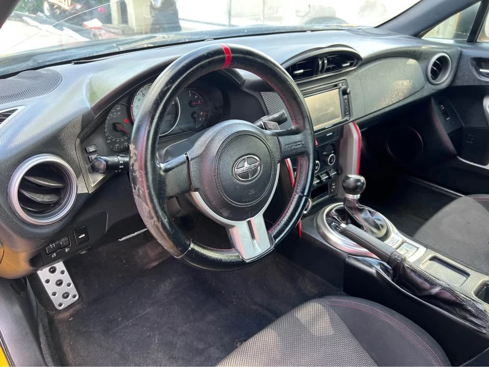 2015 Scion FR-S - Image 10 of 13