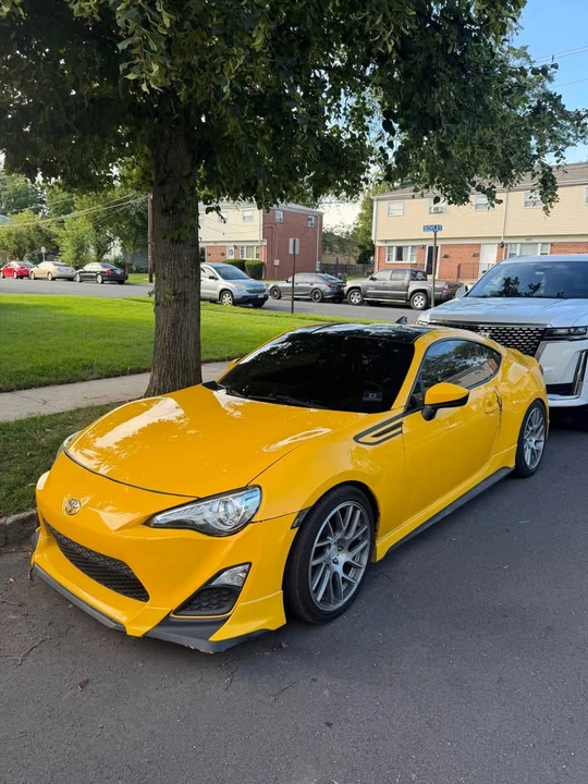 2015 Scion FR-S - Image 2 of 10