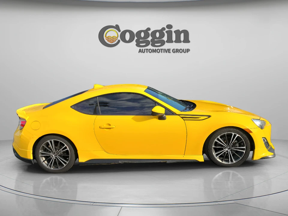 2015 Scion FR-S - Image 7 of 31