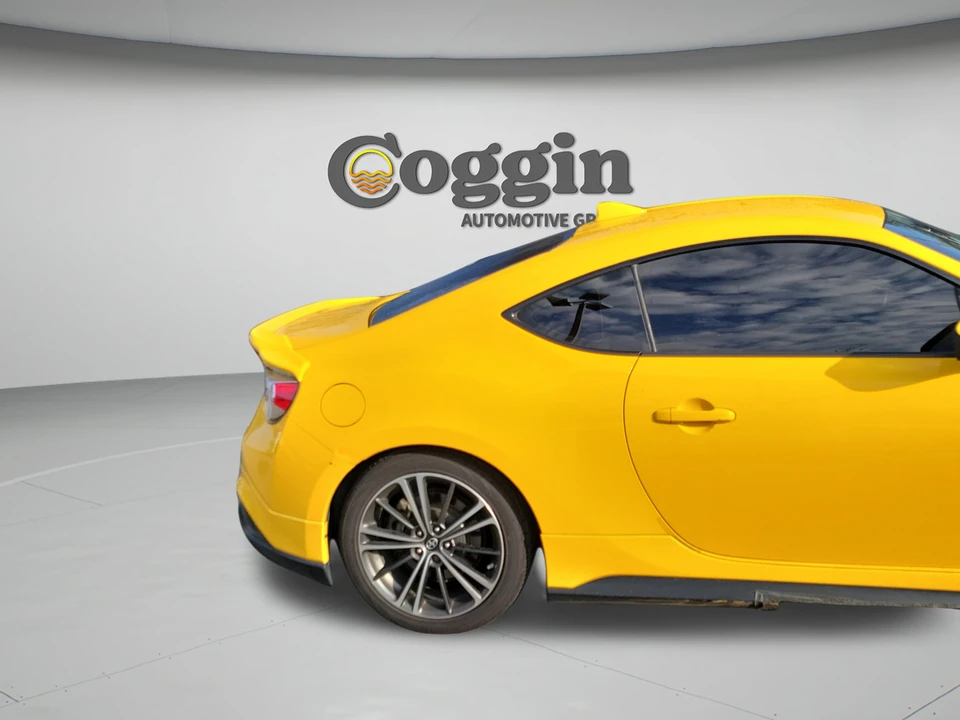2015 Scion FR-S - Image 18 of 31