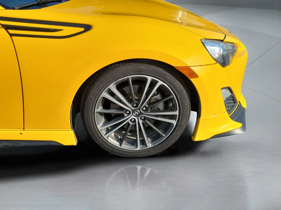 2015 Scion FR-S - Image 19 of 31