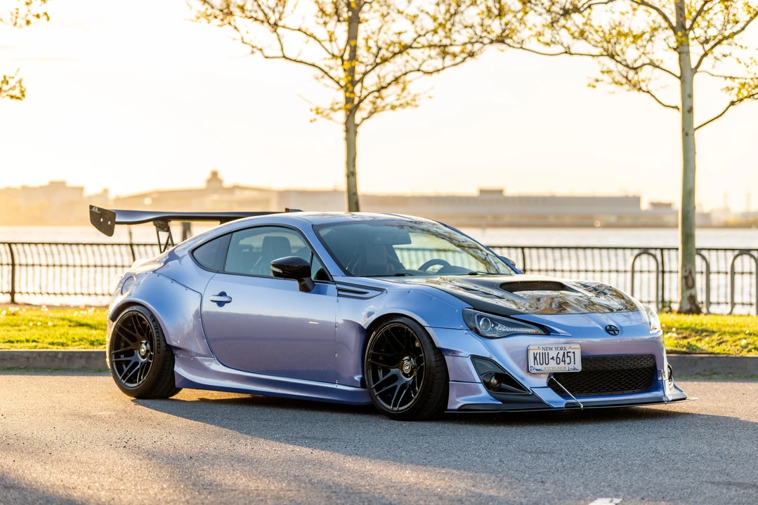 2015 Scion FR-S - Image 28 of 31