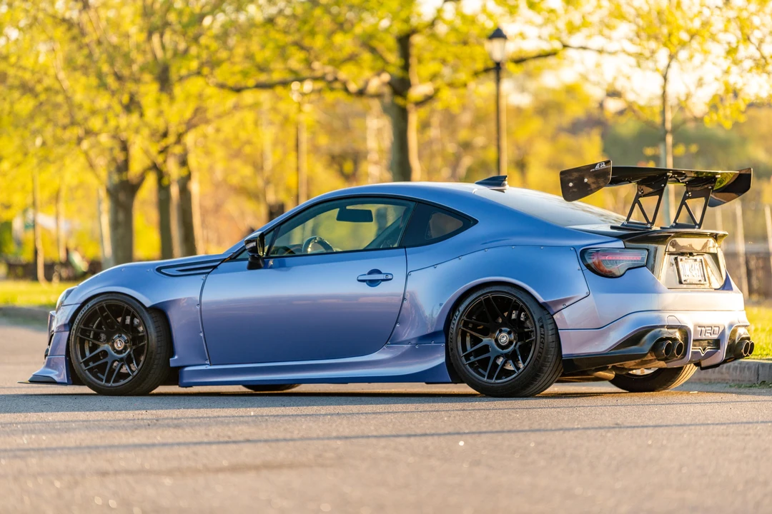 2015 Scion FR-S - Image 4 of 31